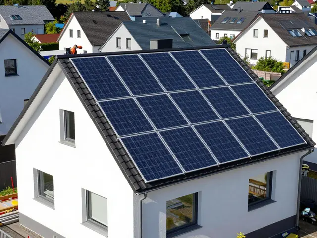 Bauvorschriften für Solaranlagen: Neue Regelungen 2025 - Was Hausbesitzer jetzt wissen müssen